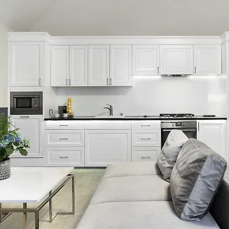 Scandi Bestseller By Lion アパート ソポト