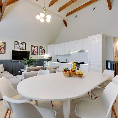 Scandi Bestseller By Lion