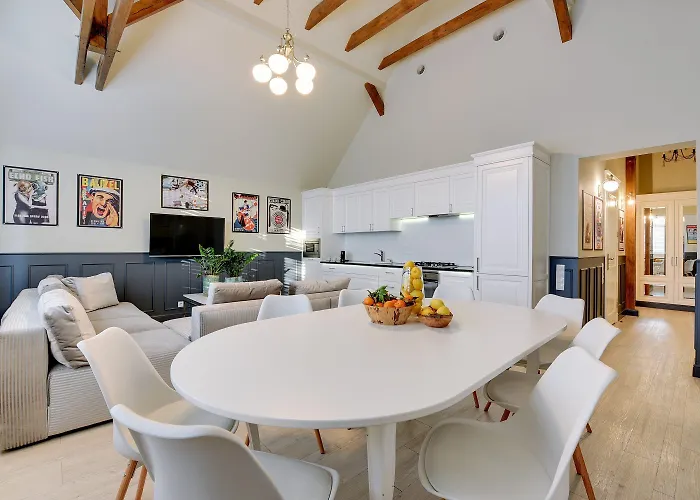 Scandi Bestseller By Lion